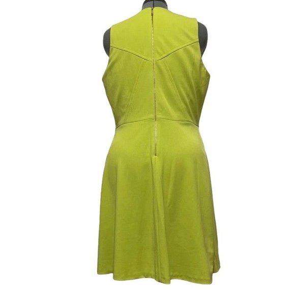 Tahari ASL NWOT Sz16 Green Sleeveles Fit & Flare Gold Zipper Closure Lined Dress - Picture 3 of 5